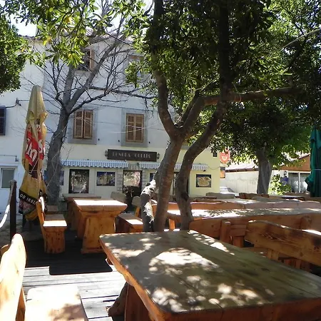 Riva Apartament Pag Town